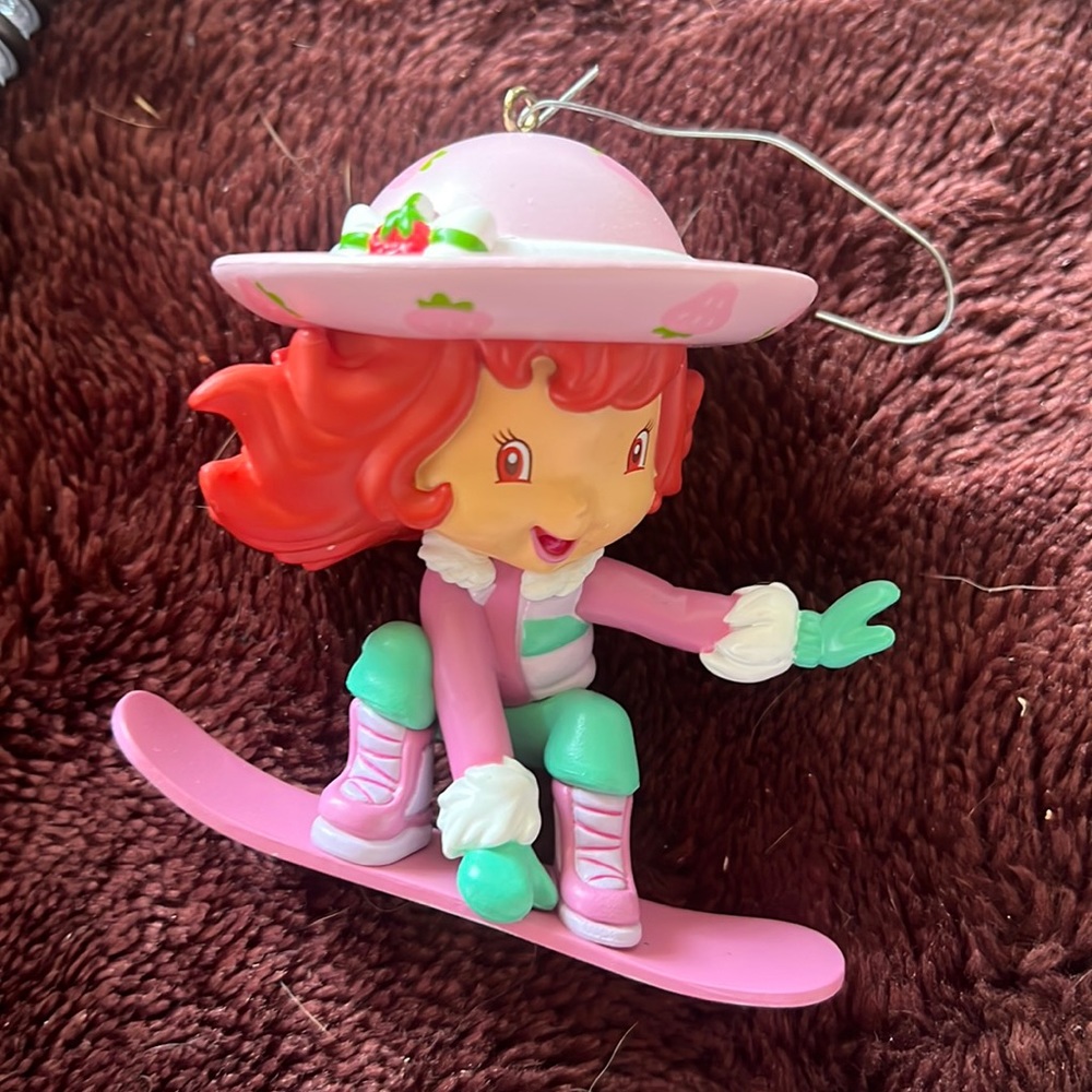 Strawberry shortcake ornament